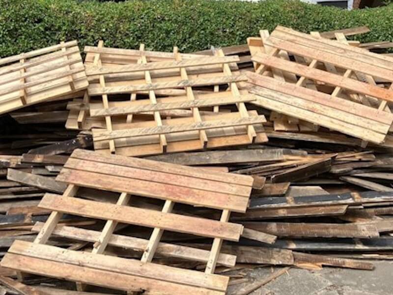 Builders waste collection in Carshalton SM5 - Junk Guy professional construction debris removal service