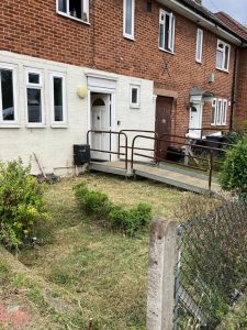Garden clearance Bromley completed residential property showing tidy lawn after professional clearance service