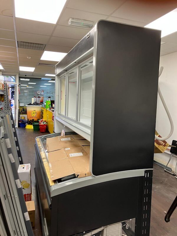 Large appliance removal service in London - professional disposal of oversized white goods by Junk Guy®